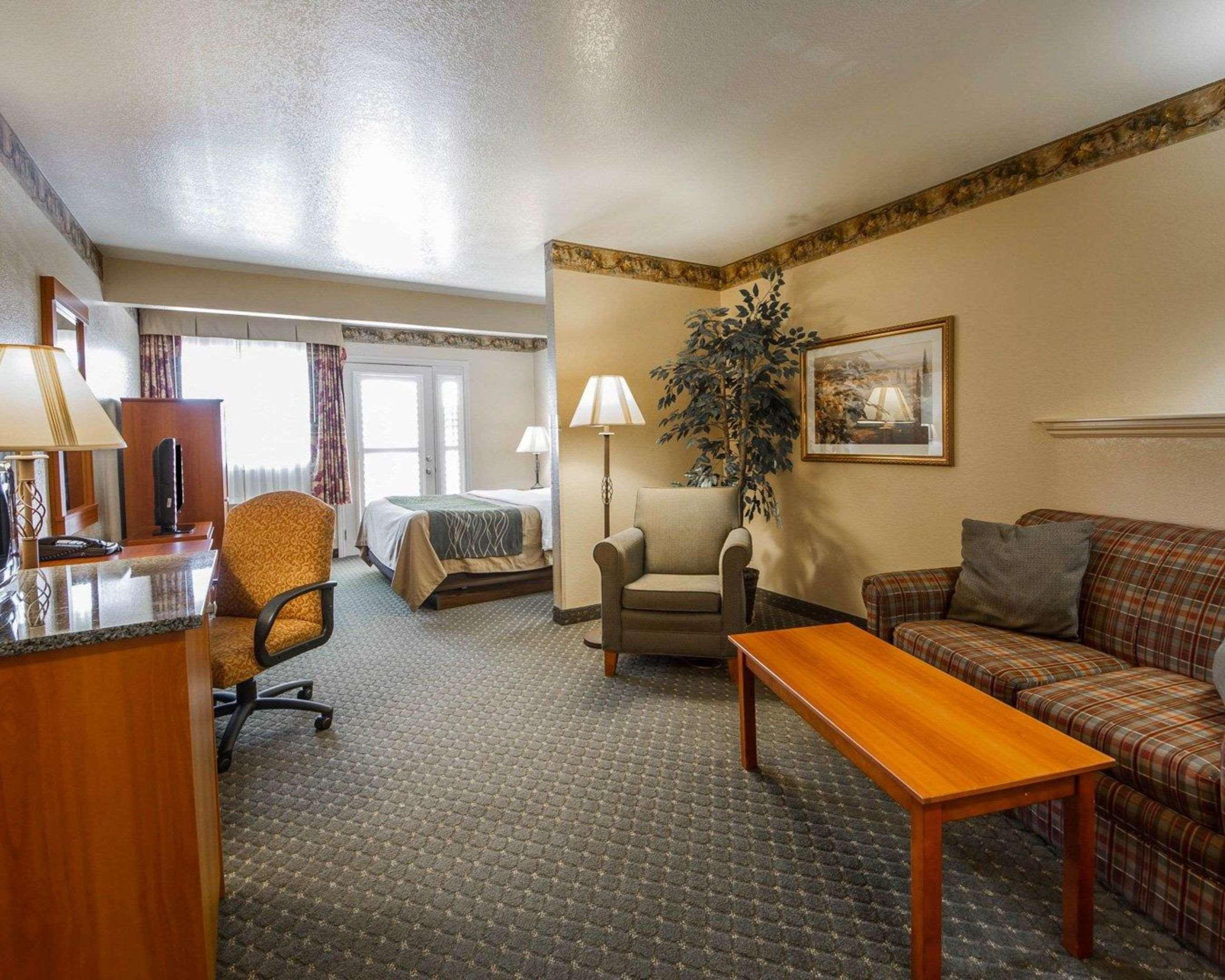 Comfort Inn & Suites Ukiah Mendocino County Extérieur photo